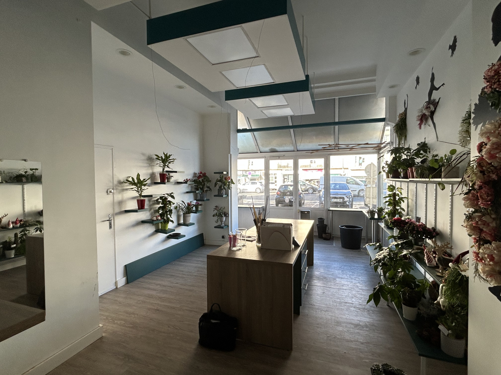 Image_, Local commercial, Saumur, ref :1898